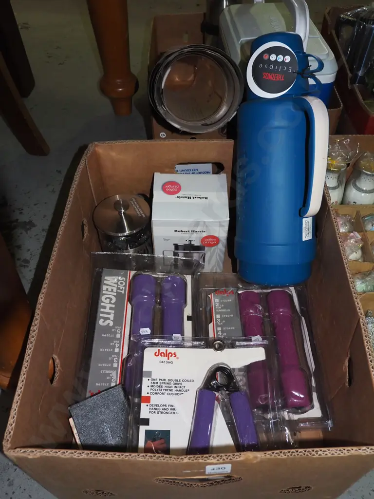 box; exercise weights, thermos, coffee plunger Image 1++