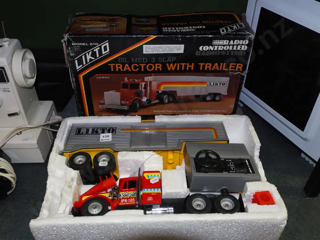 remote control toy truck and trailor unit Image 1++