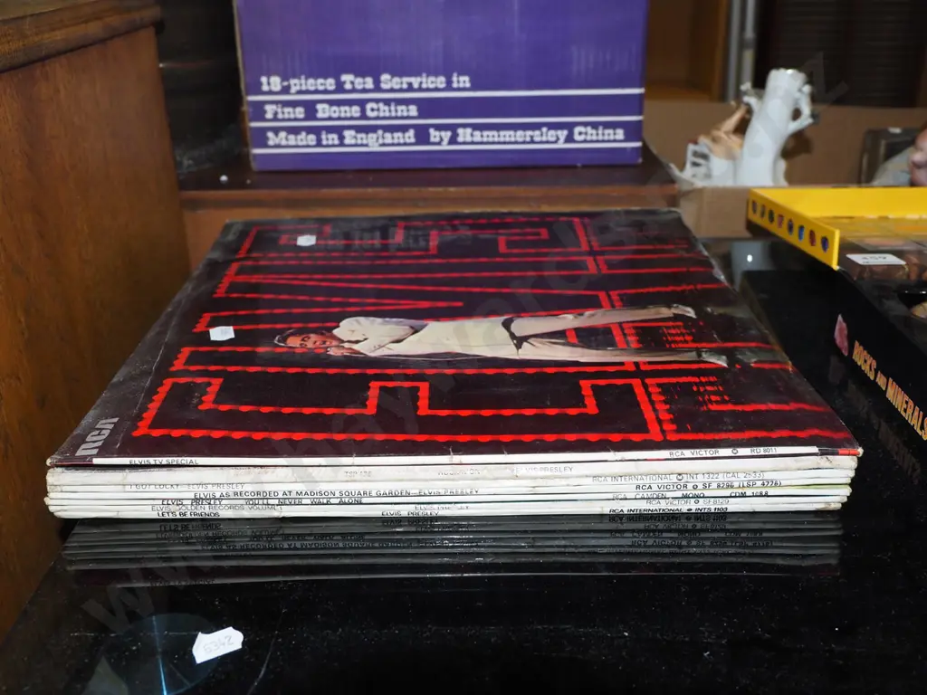 LPs; Elvis Image 1++
