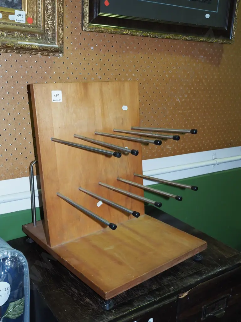 wood &  metal storage rack Image 1++
