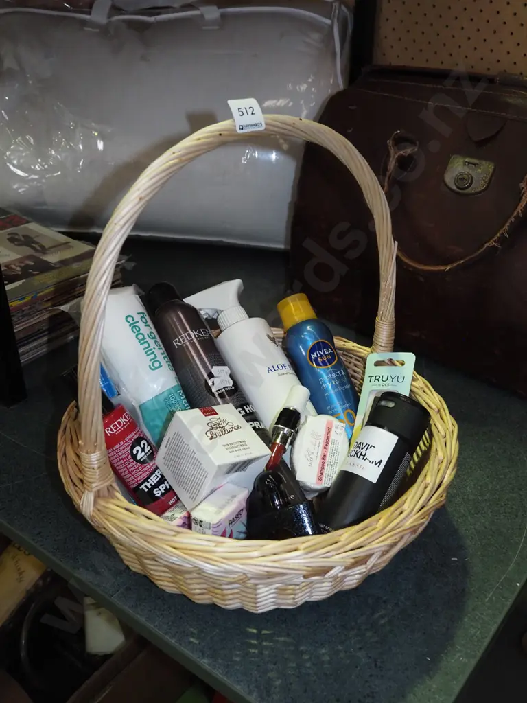 cane basket; hair spray, sunscreen, tissues etc Image 1++