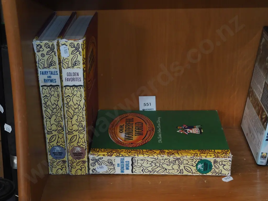 3x Golden books Image 1++