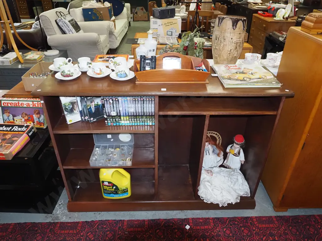 unusual home made shelf/storage cabinet H-970 W-1385 D-410 Image 1++