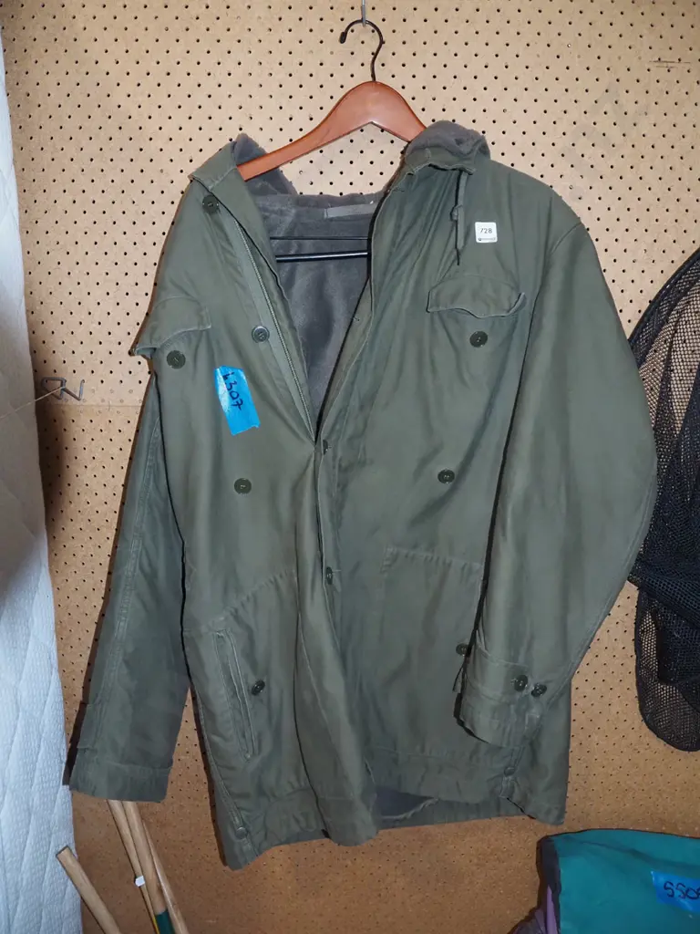 green military jacket Image 1++