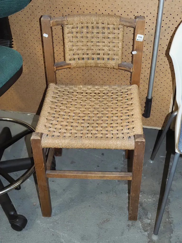wood and seagrass childs chair Image 1++