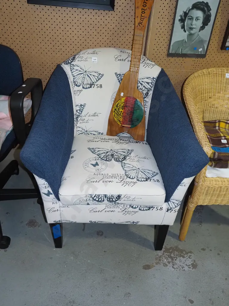 botanical themed tub chair - water mark Image 1++