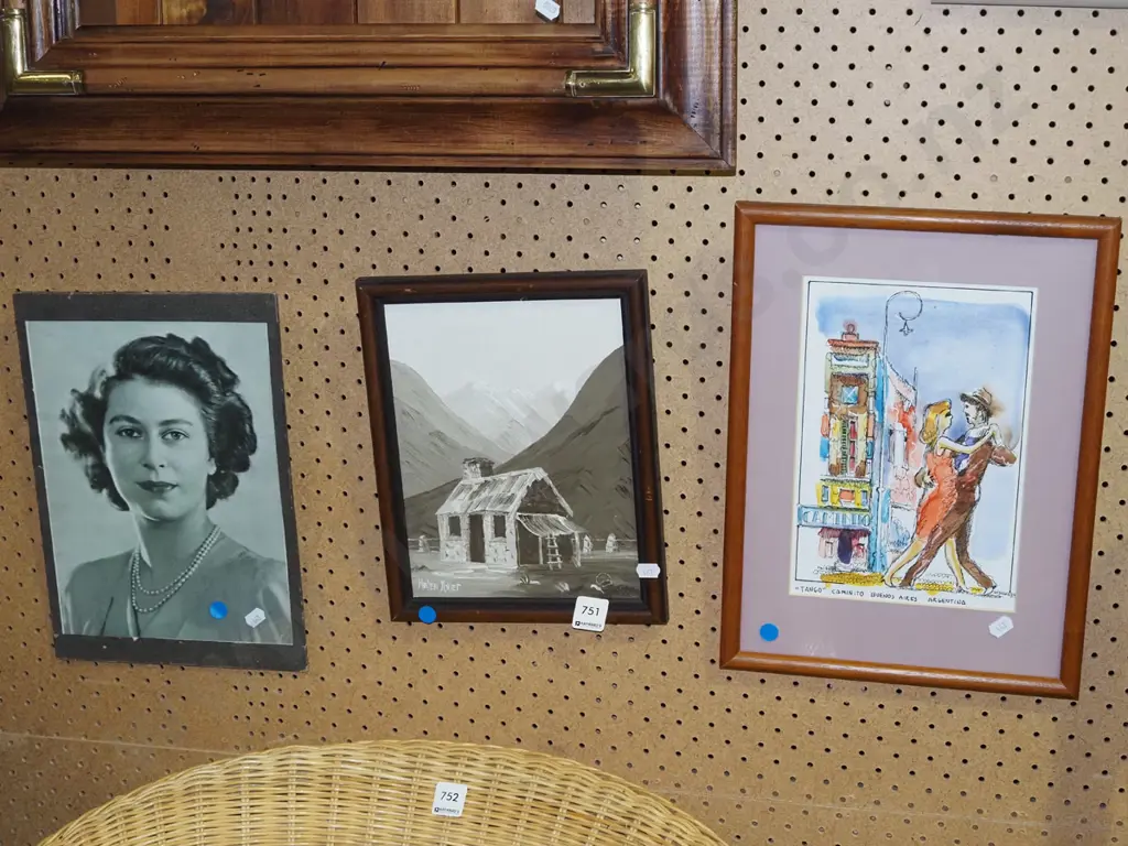 3x framed artworks - blue dots Image 1++