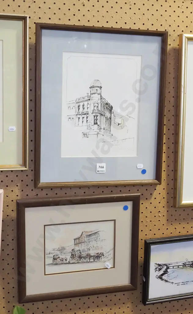 3x framed prints - blue dots Image 1++