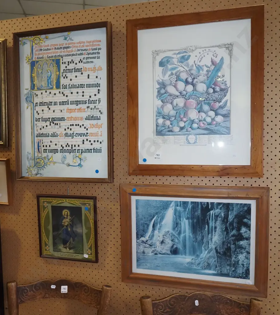 4x framed prints - blue dots Image 1++