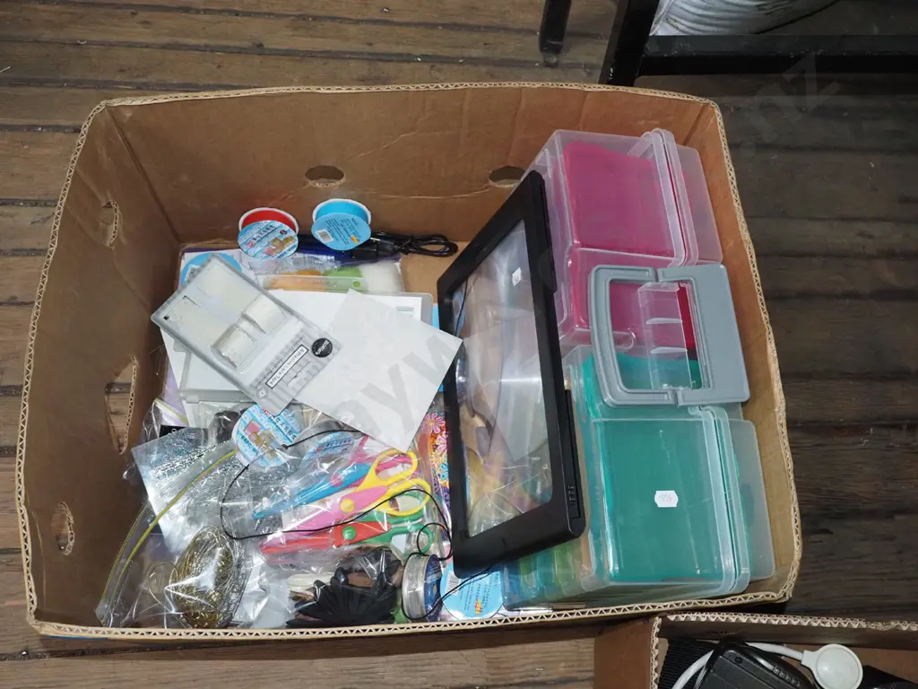 box; ribbons, plastic organisers, scissors etc Image 1++