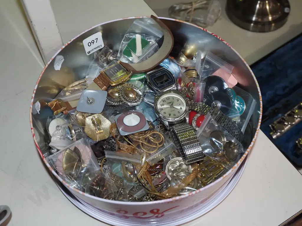 tin of costume jewellery Image 1++