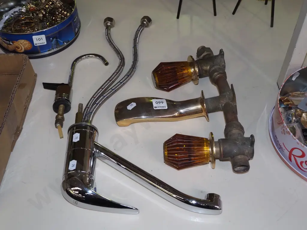 various tap fittings Image 1++
