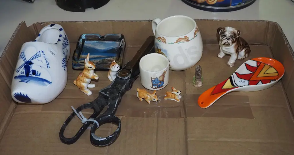 box; animal figurines, mug, pinking shears etc Image 1++