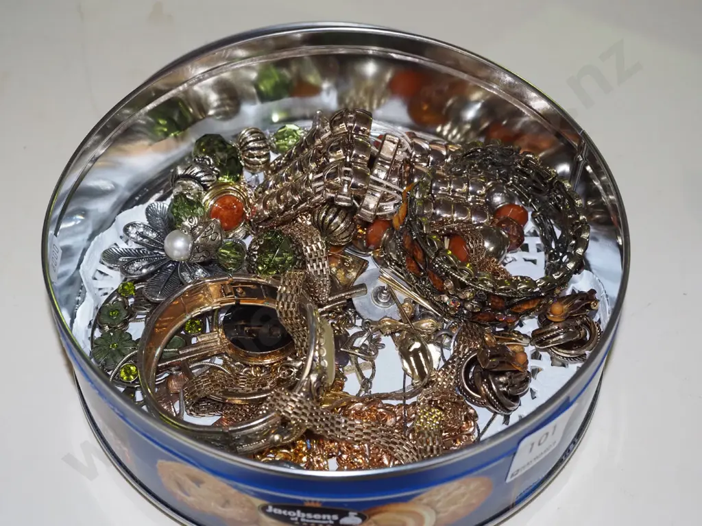 tin of costume jewellery Image 1++