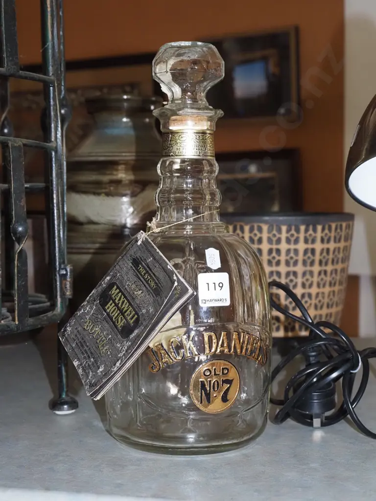 Jack Daniels whisky bottle - light Image 1++