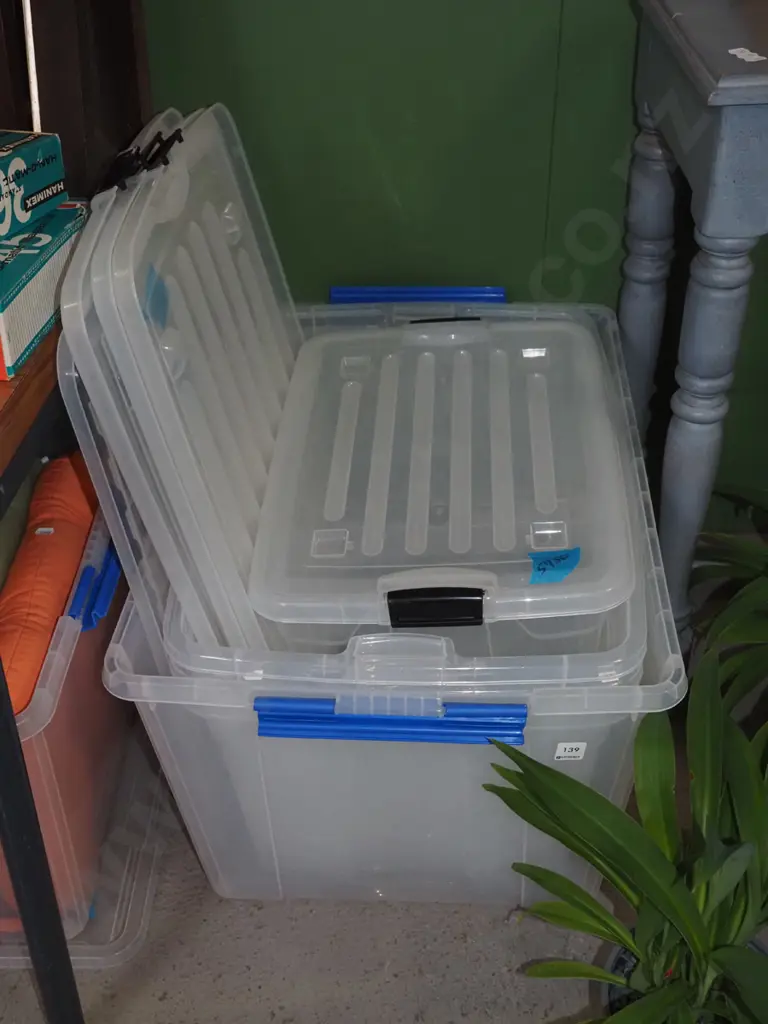 various lidded white plastic storage bins Image 1++