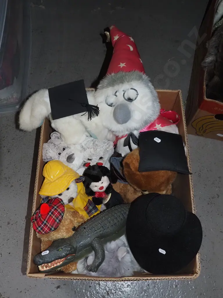 box of soft toys etc Image 1++