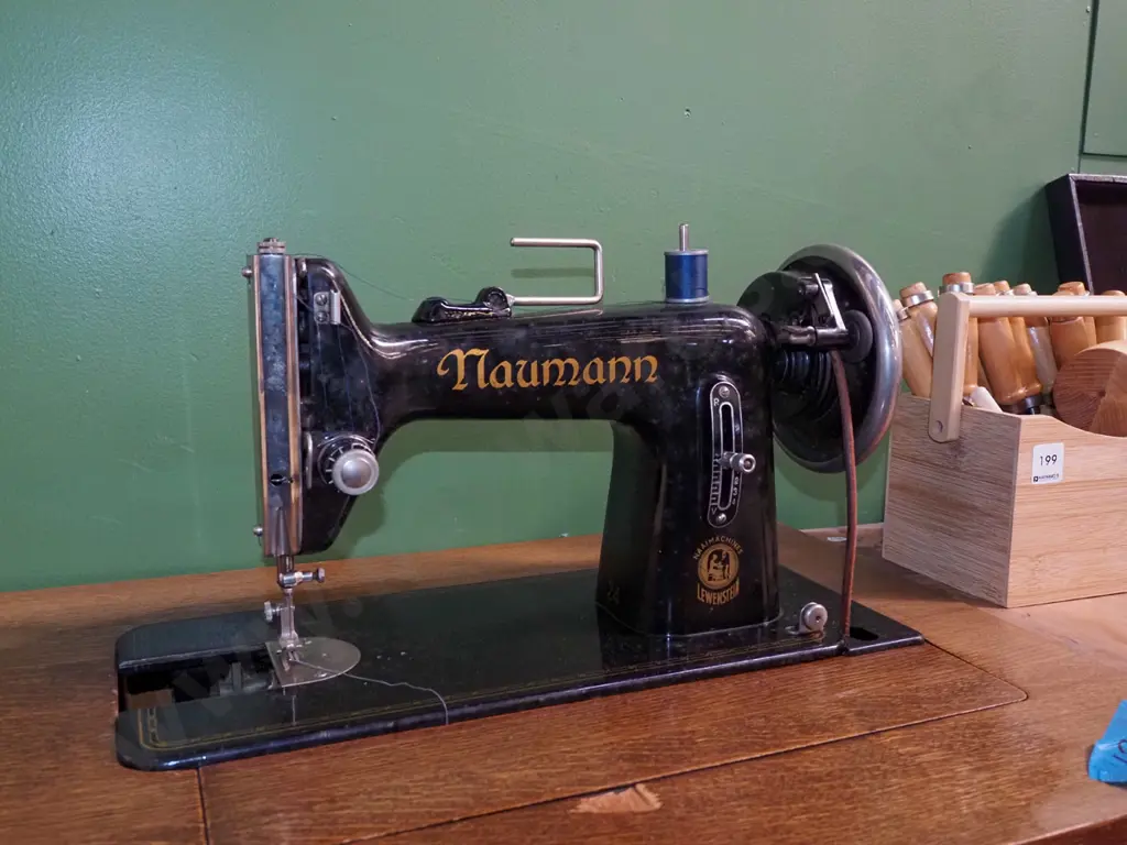 Naumann treadle sewing machine - good condition for age - key in office Image 1++