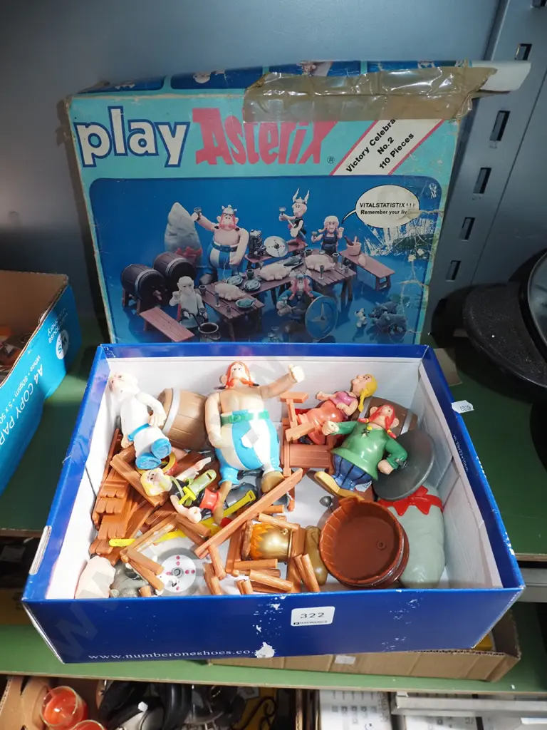 Asterix plastic figures and accessories Image 1++
