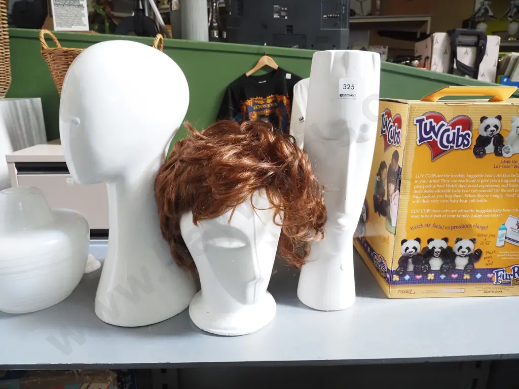 vase, ceramic head, polystyrene head, wig Image 1++