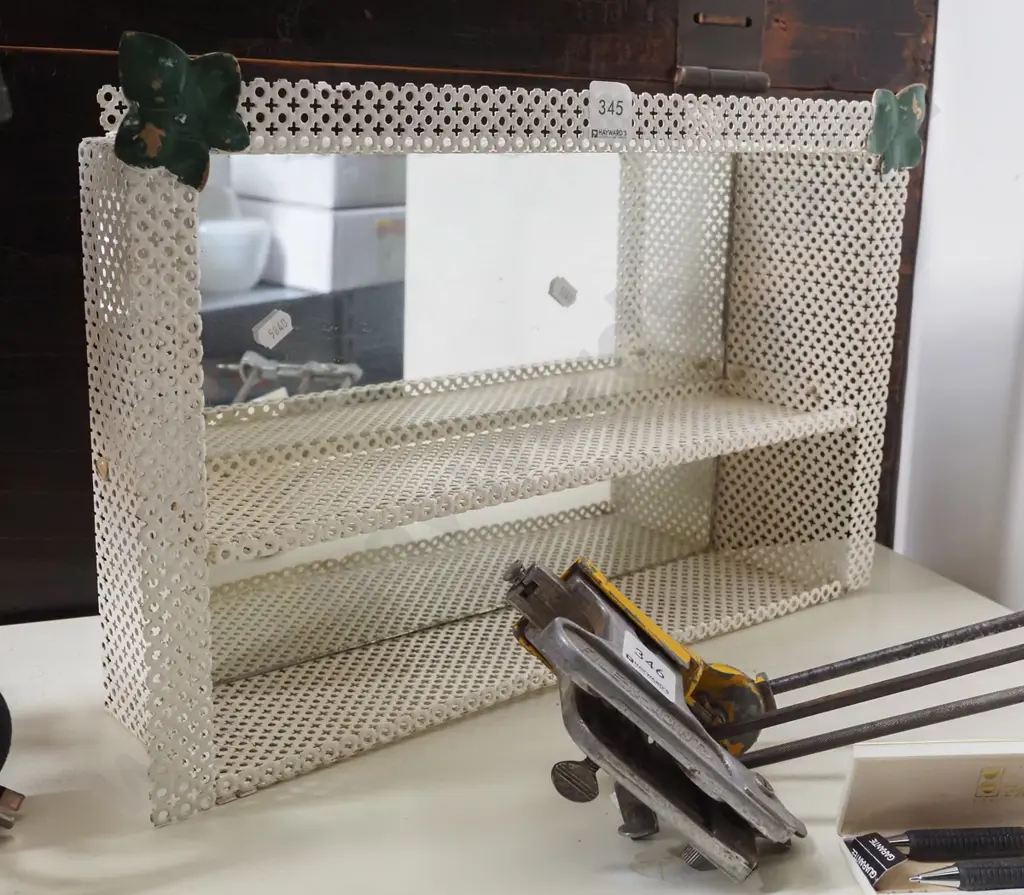 metal and glass wall mounted shelves H280 W460 Image 1++