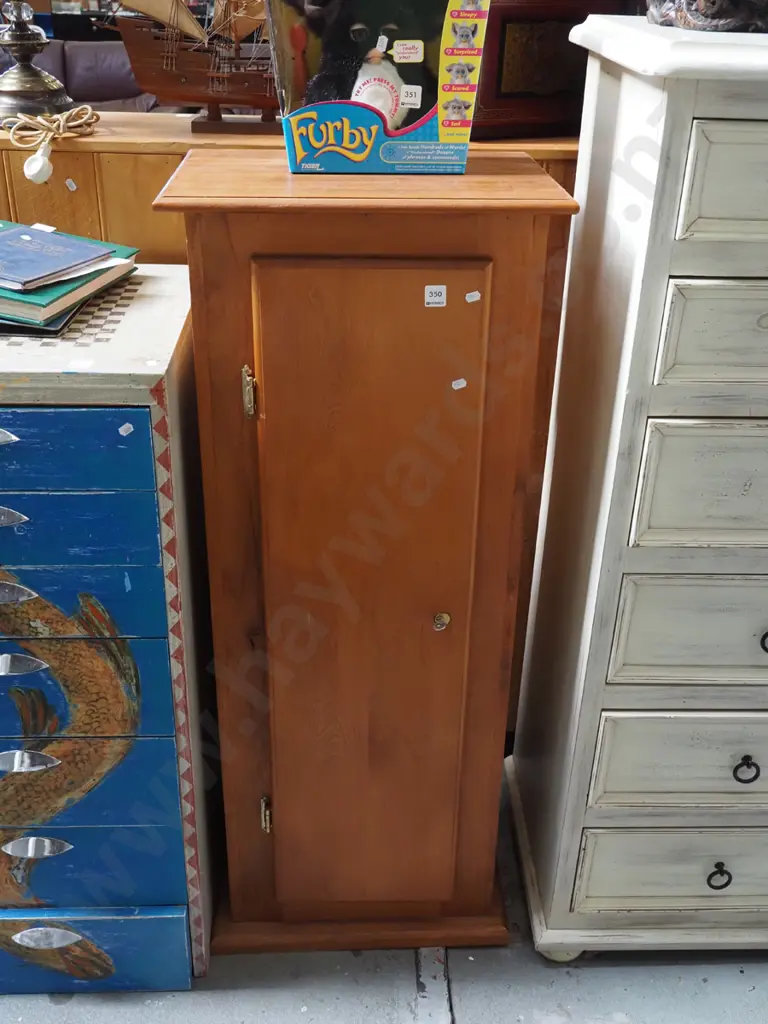 lockable solid rimu single door cupboard - key in office H1190 W480 D360 Image 1++