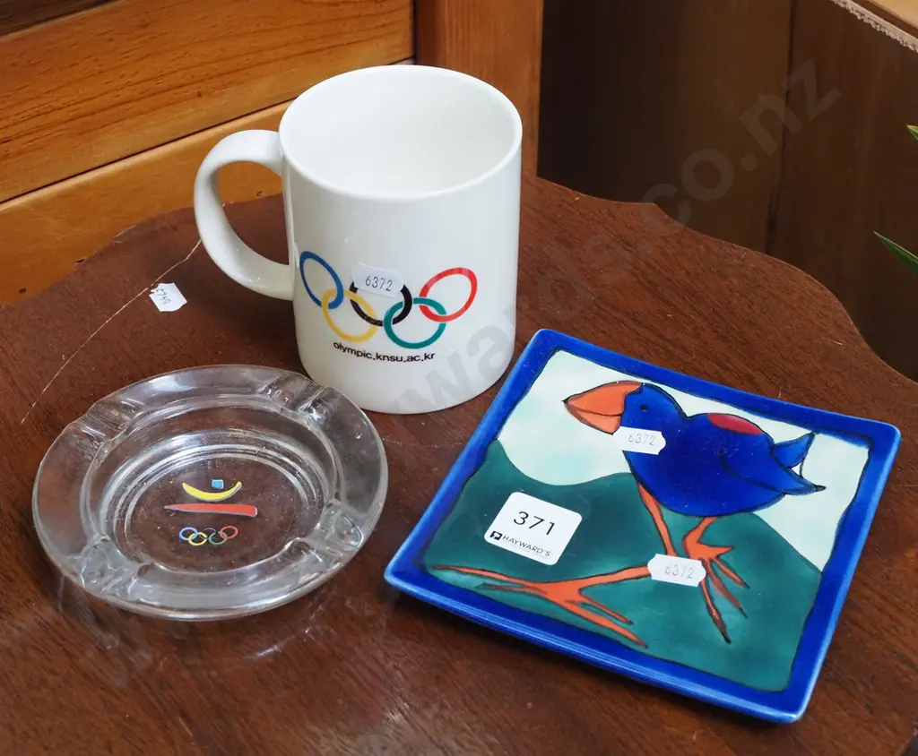Olympic cup, ashtray, small pukeko plate Image 1++