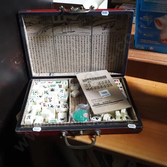 mahjong set