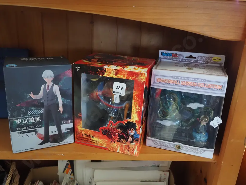 3x Japanese fantasy figurines Image 1++