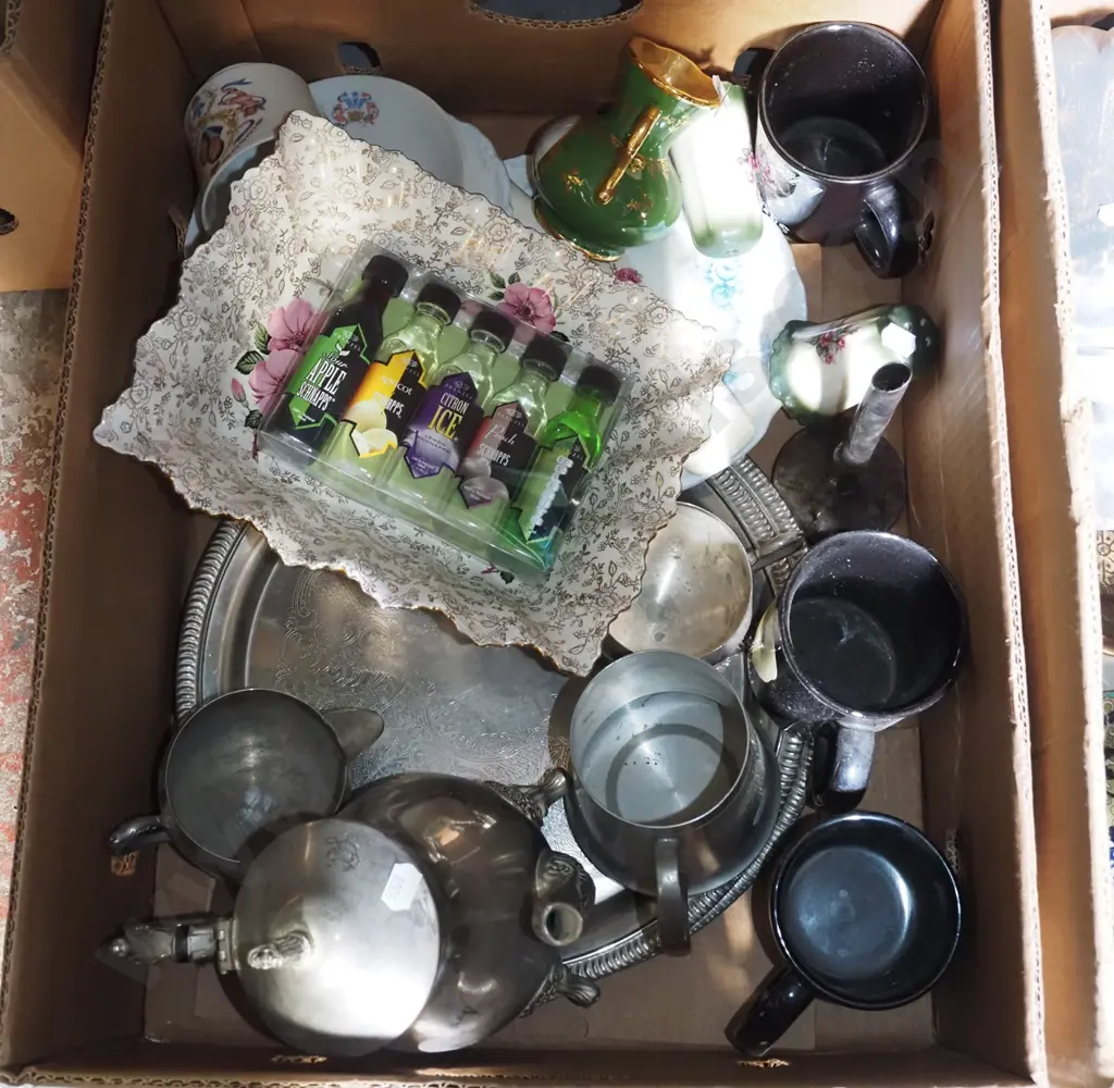 box; plated ware, bowls, spirit miniatures etc Image 1++