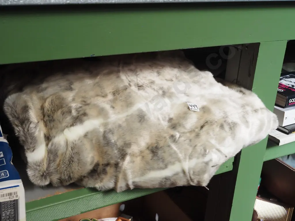large exotic faux fur blanket Image 1++
