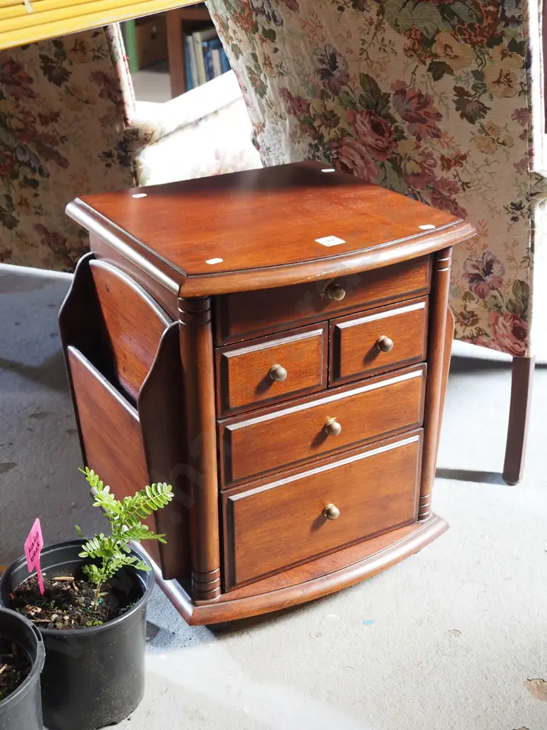 small end table/4 drawer chest H480 W380 D260 Image 1++
