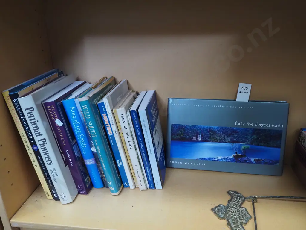 NZ books Image 1++