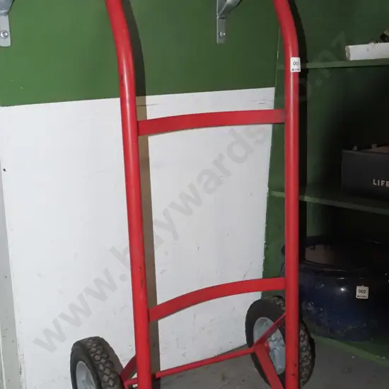 small red sack barrow