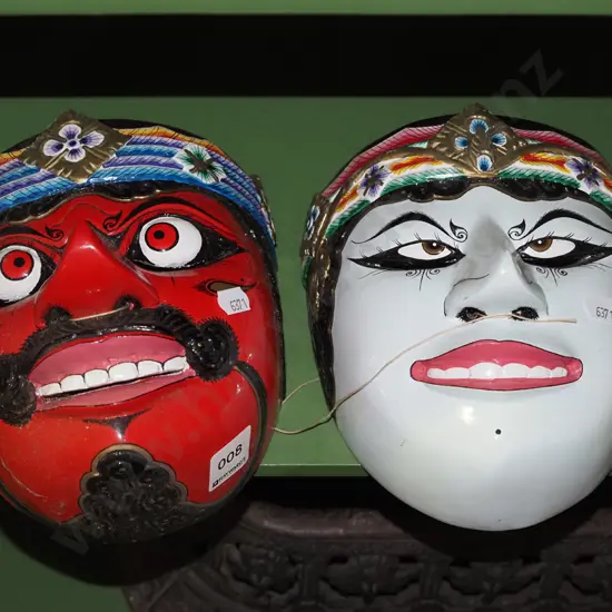 2x Indonesian decorative masks