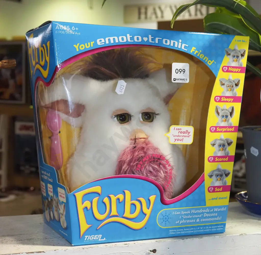 boxed as new Furby Emoto-tronic toy Image 1++