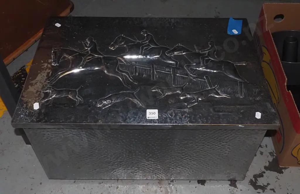 pressed chrome hunting themed wood box Image 1++