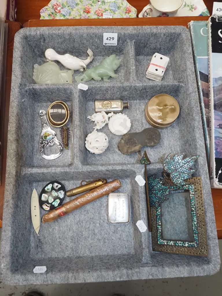 segemented tray, miracle ball, cigar, photo frame etc Image 1++