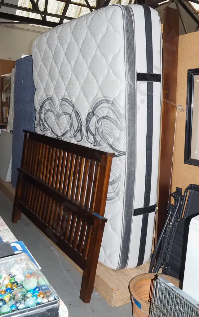 Sleepyhead Pantheon king slat bed base, mattress and dark stained ends Image 1++