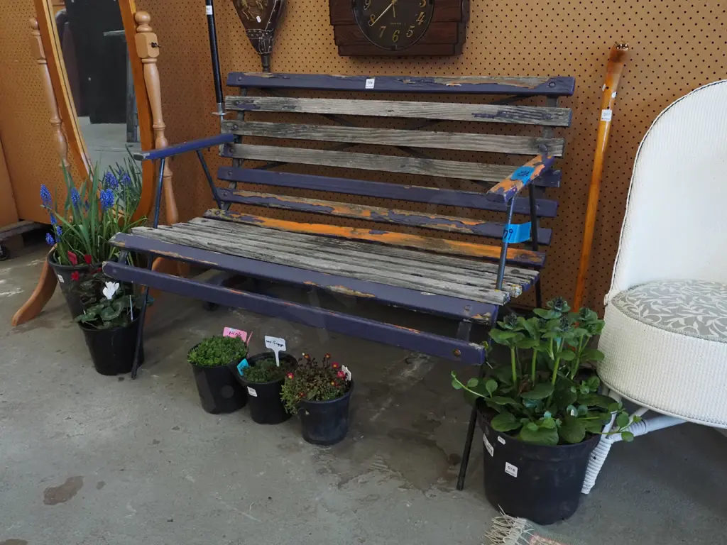restorer's garden bench seat Image 1++
