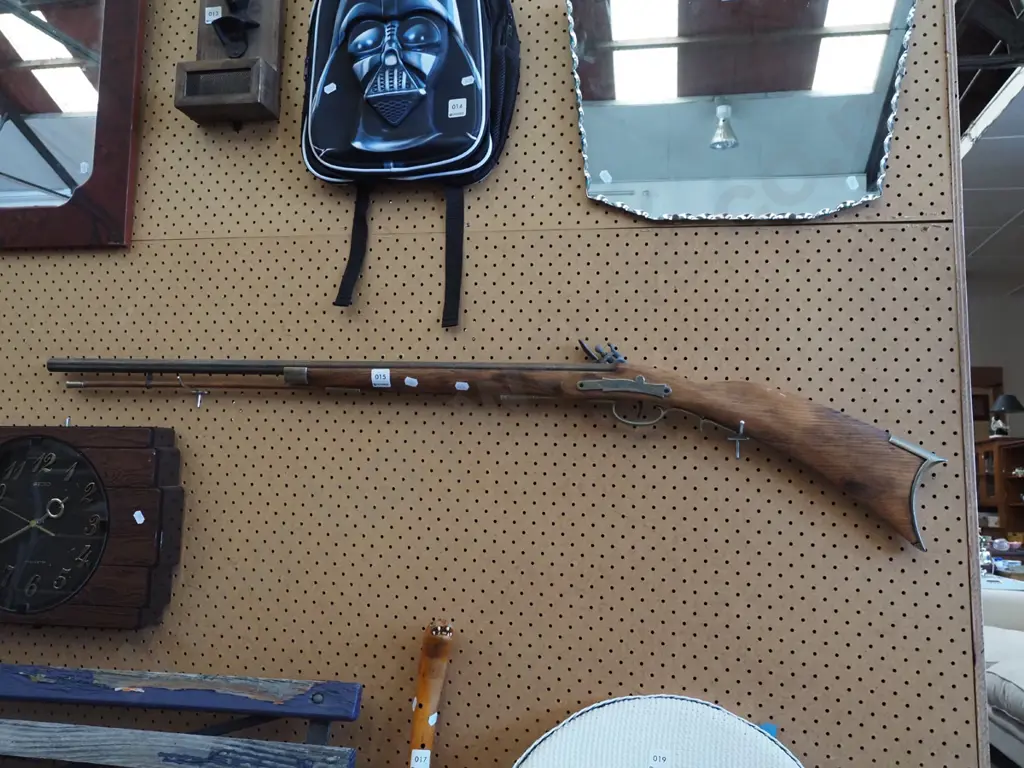 reproduction flintlock rifle Image 1++