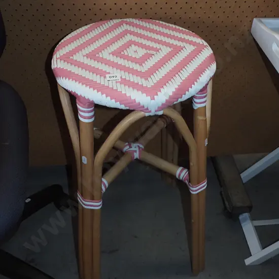woven plastic bamboo bar stool