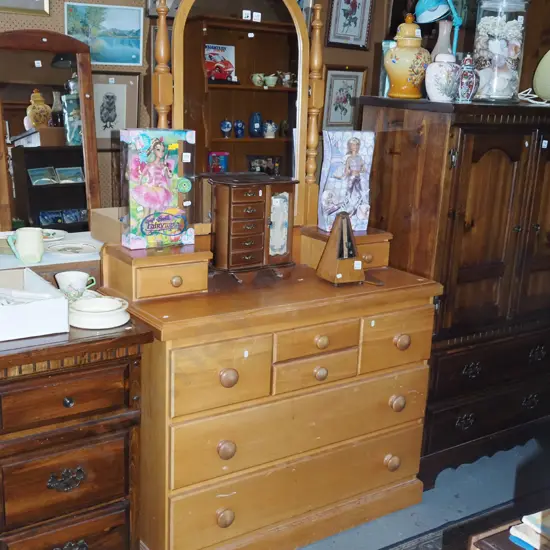 rimu and mdf 8 drawer mirror back dresser  H1690 W1020 D430