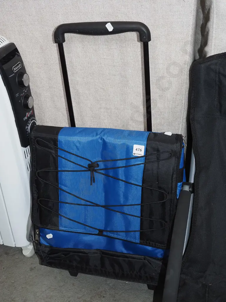chilly bag and trolley Image 1++