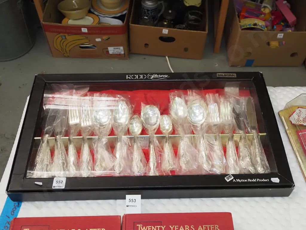 cased Rodd Balmoral cutlery  Image 1++