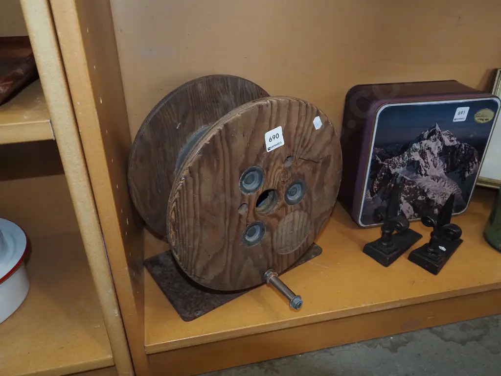 vintage wooden cable reel Image 1++