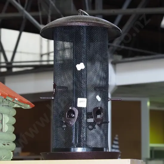 bird feeder