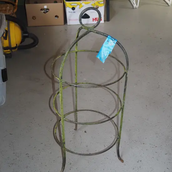 metal 3 tier stand 