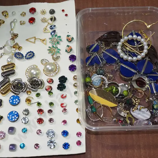 costume jewellery