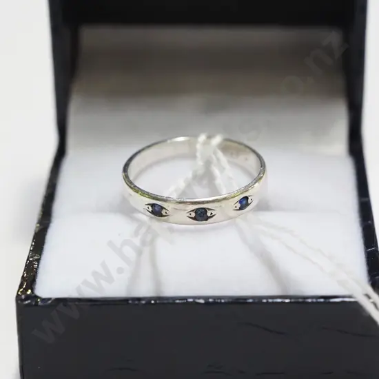 1x sterling silver ring